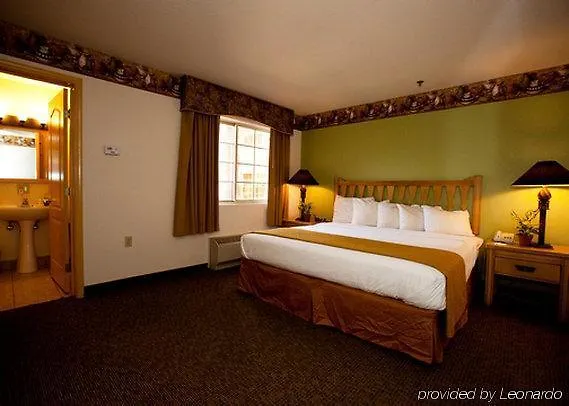 Spark By Hilton Phoenix-glendale-peoria Glendale