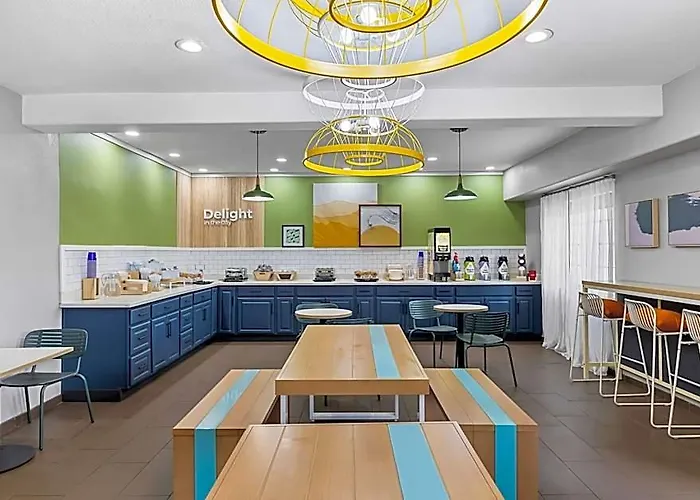 Hotel Spark By Hilton Phoenix-glendale-peoria Glendale