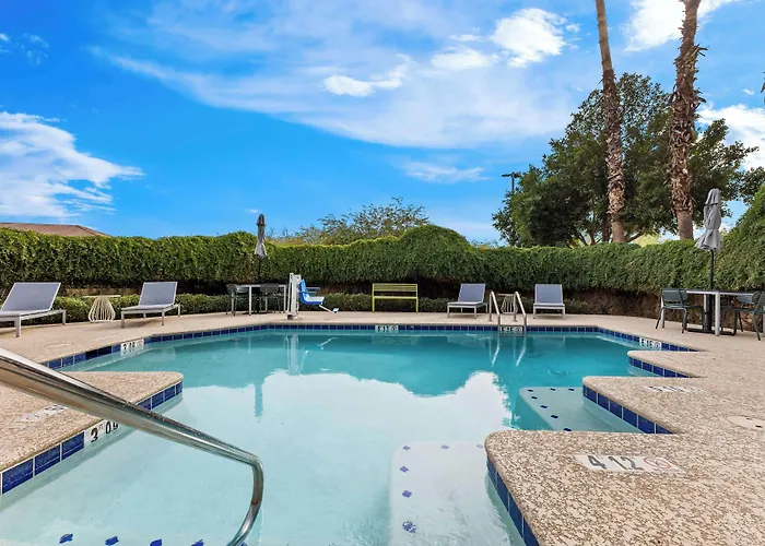 Spark By Hilton Phoenix-glendale-peoria Glendale